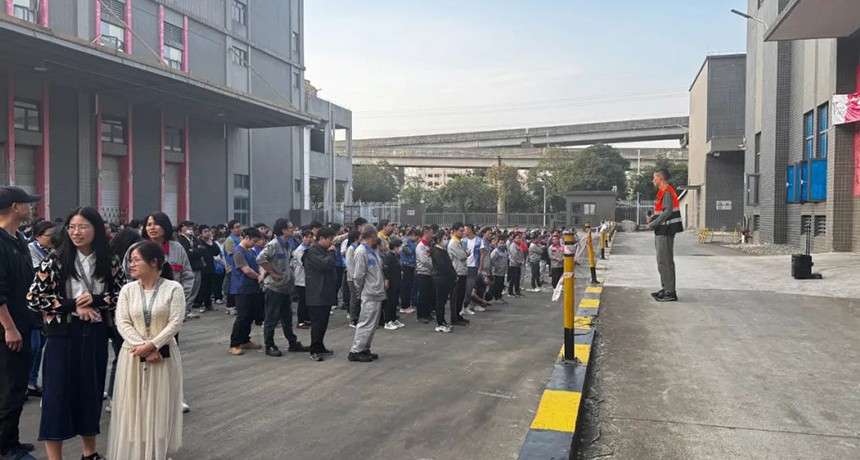 职工活动-铝材加工_威铝_广东威铝-广东威铝铝业股份有限公司-广东威铝消防演习 | 全民消防，生命至上